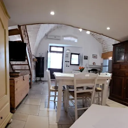 Casa Debora * أوستوني